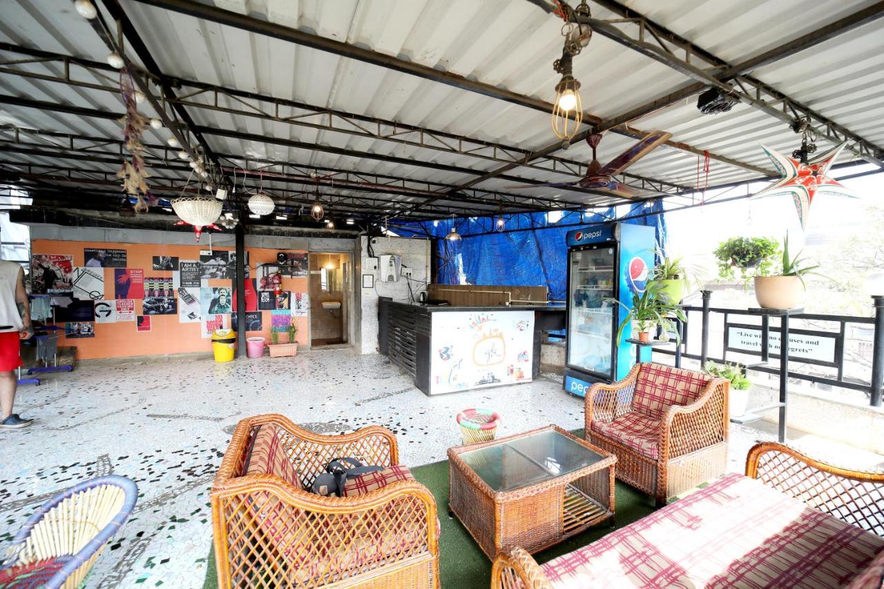 Maple Social Hubz-Hostel Mumbai  Buitenkant foto